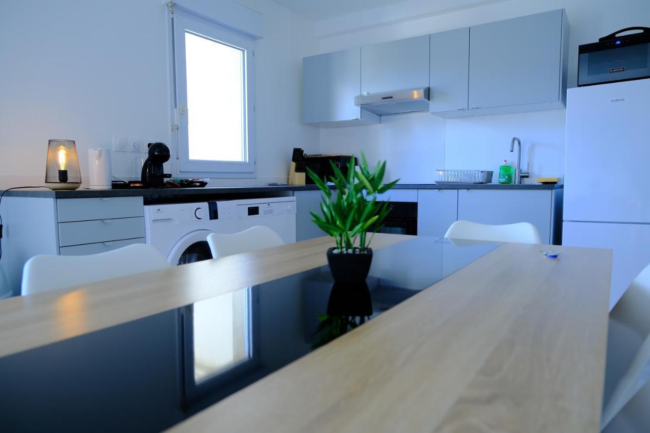 Calypso- Grand T3 70 M2 - Arrivee Autonome - Parking Prive Gratuit Apartment Melun Exterior photo